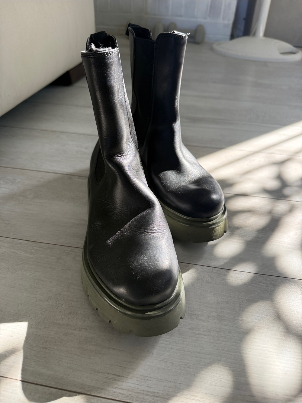 Vera Pelle Black Leather Chelsea Boots with Olive Green Platform